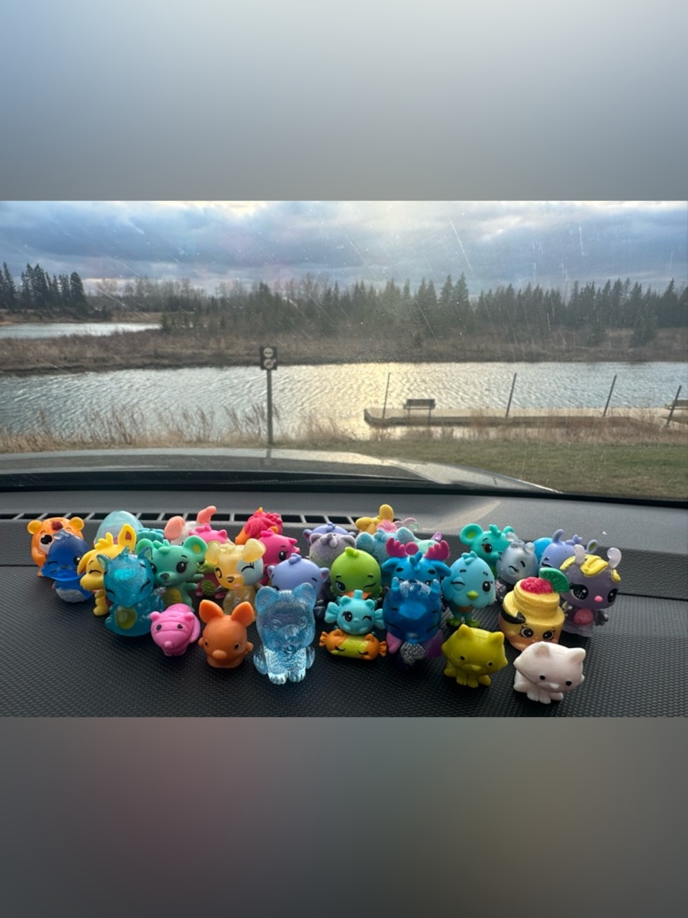 Hatchimals Lot Mini Figures Pets